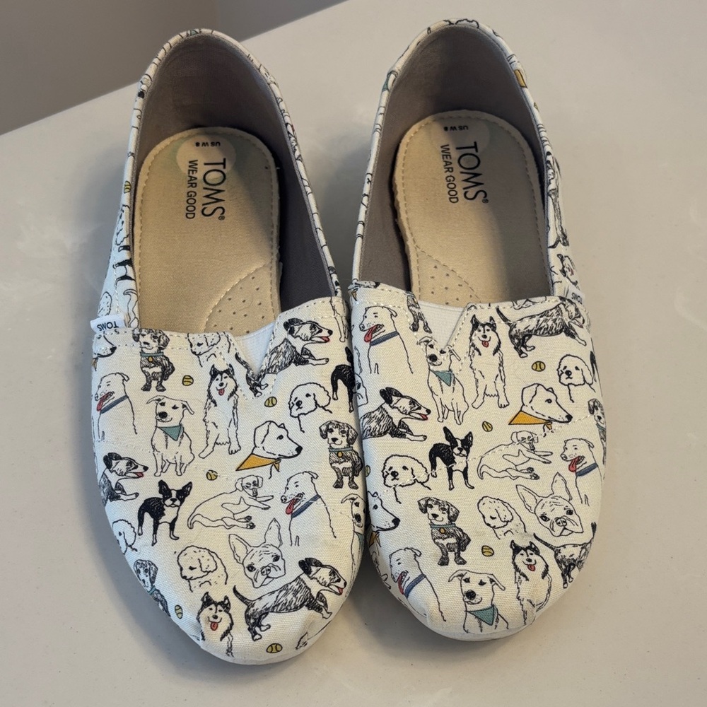 TOMS Slip-On Canvas Shoes with Multicolor Dog Print - Cream